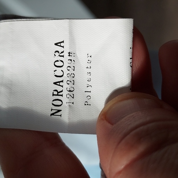 Noracora small sleeveless dress blue with flower print - Picture 7 of 12